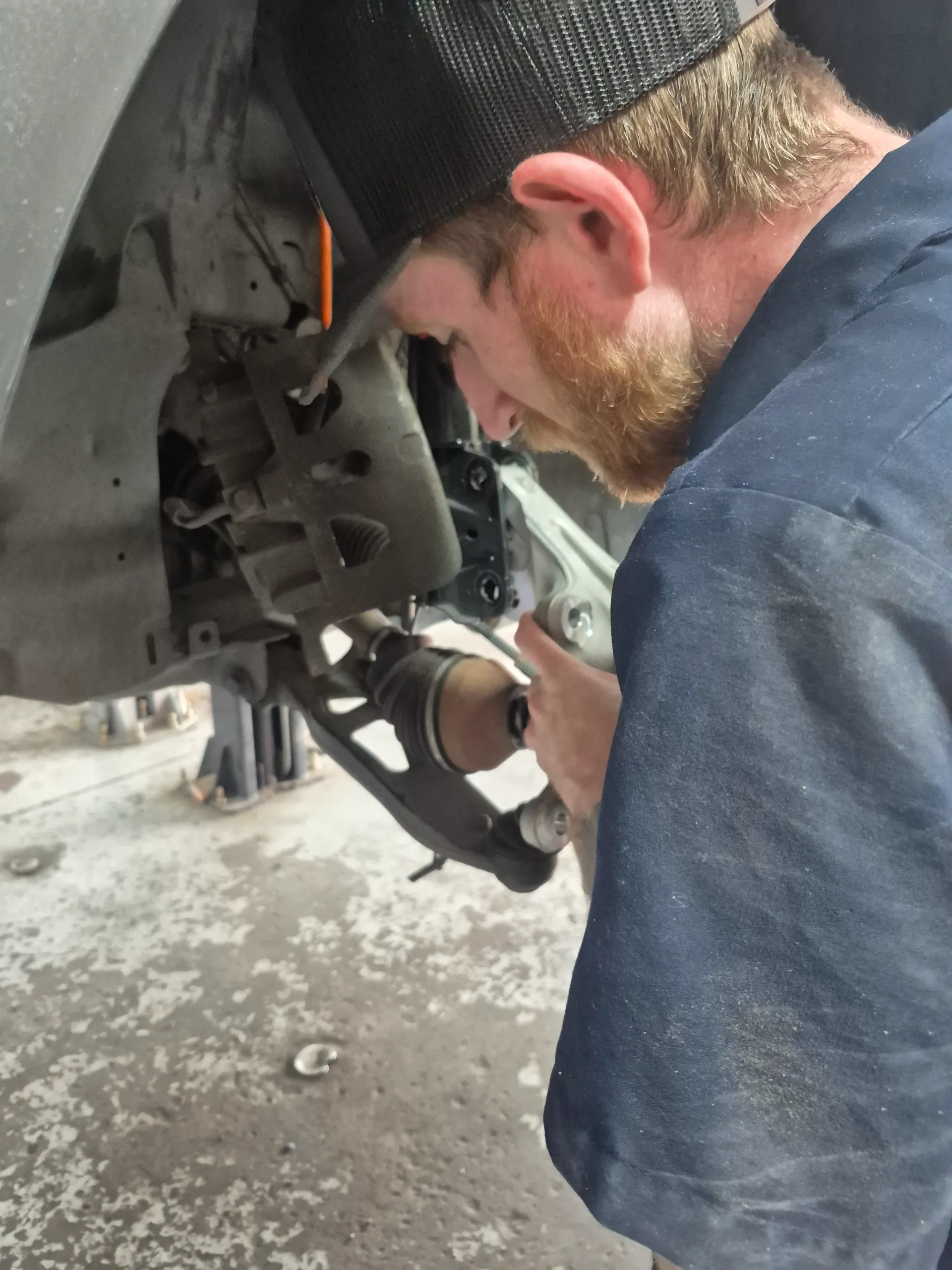 brake and suspension component repair under vehicle