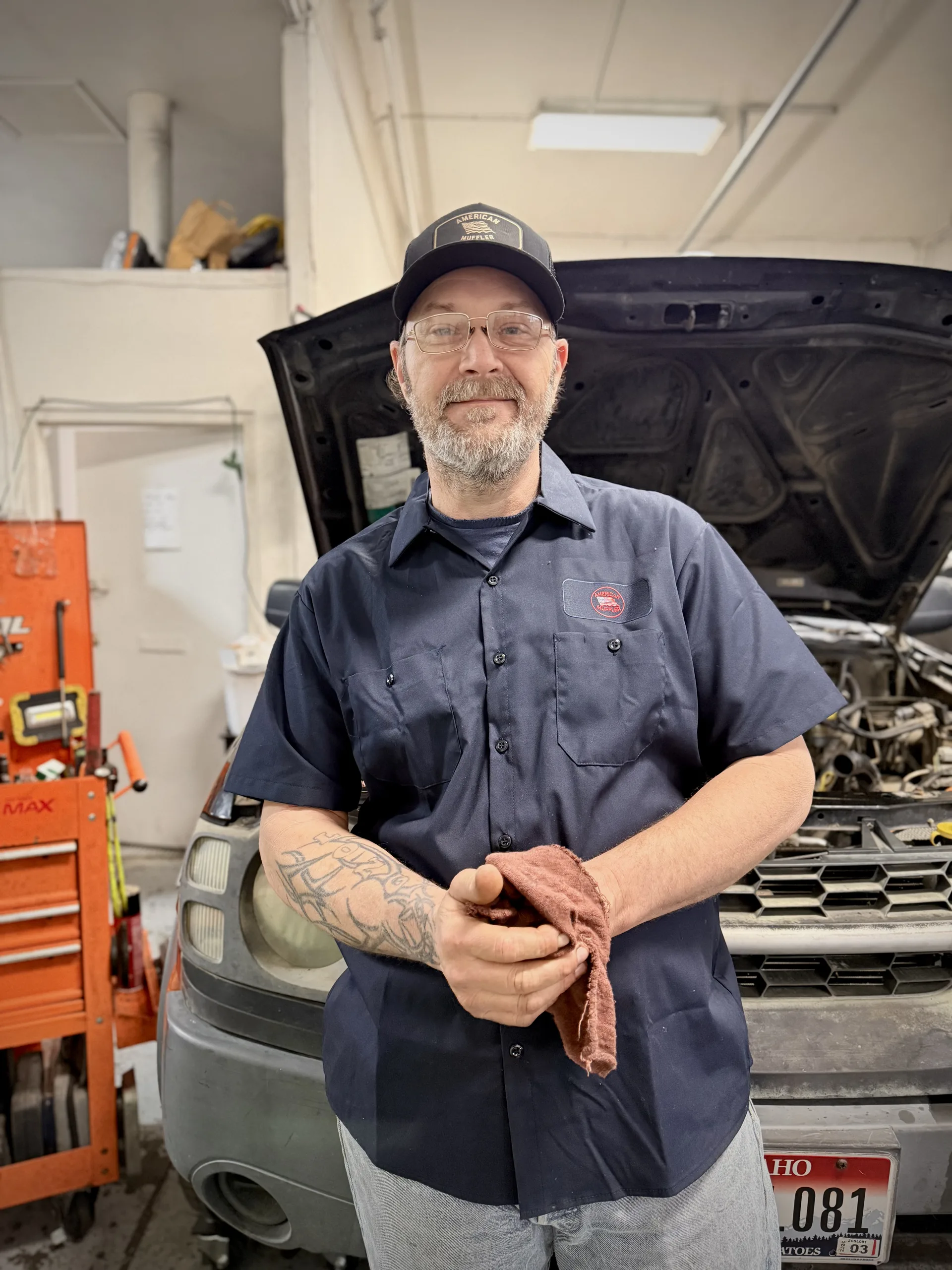 brake repair and auto maintenance technician