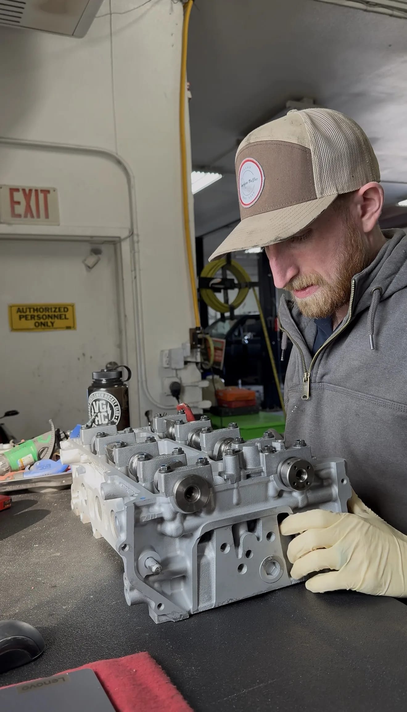 engine rebuilding and cylinder head service technician
